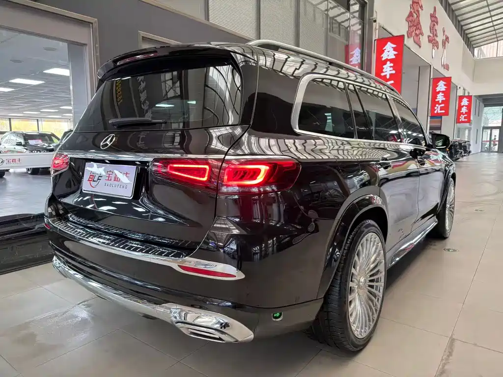 Mercedes-Benz GLS — миниатюра 16