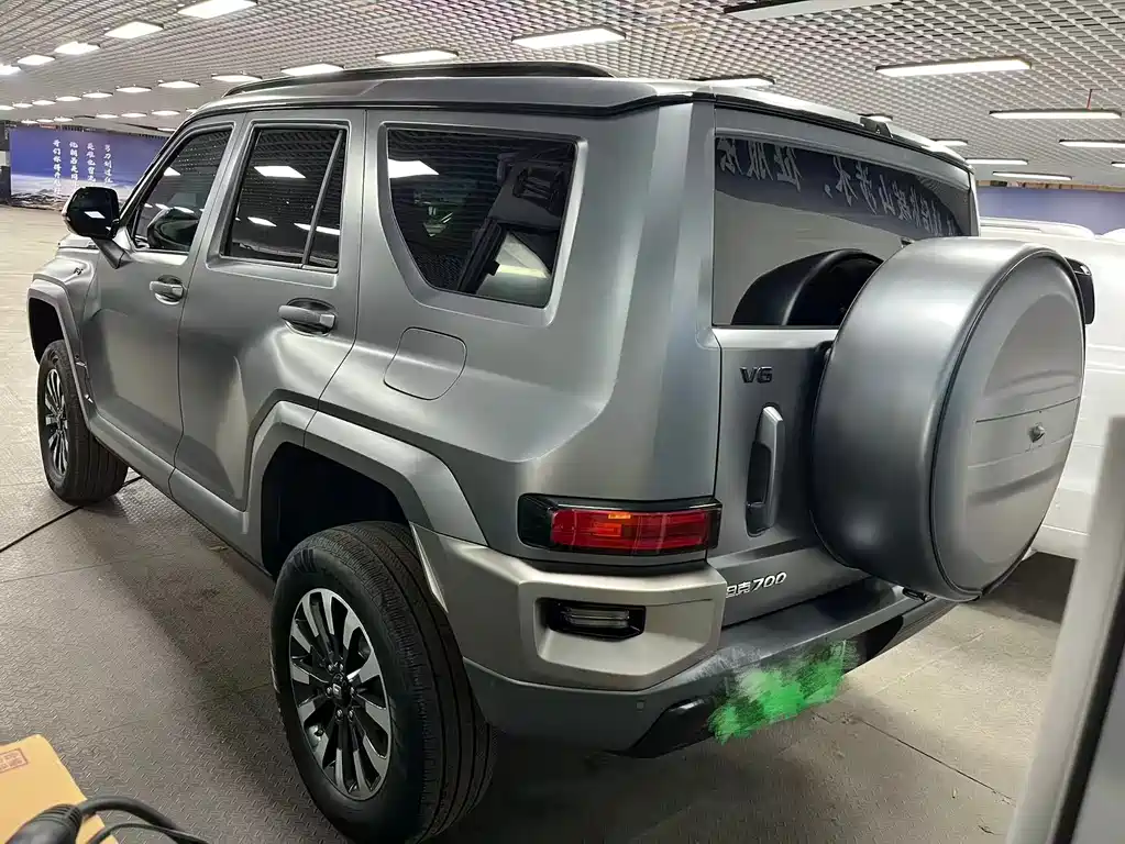 TANK TANK 700 NEW ENERGY