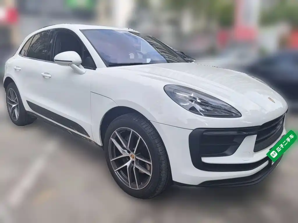 Porsche Macan — миниатюра 3