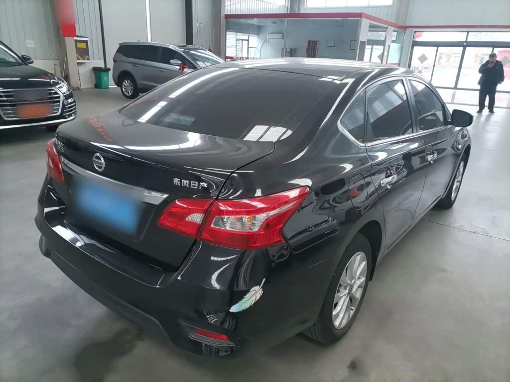 Nissan Sylphy 1.6 л 2023 г. Чёрный, пробег 43600 км