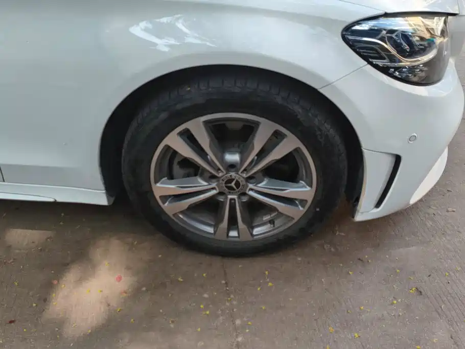 Mercedes-Benz C-Class — миниатюра 6