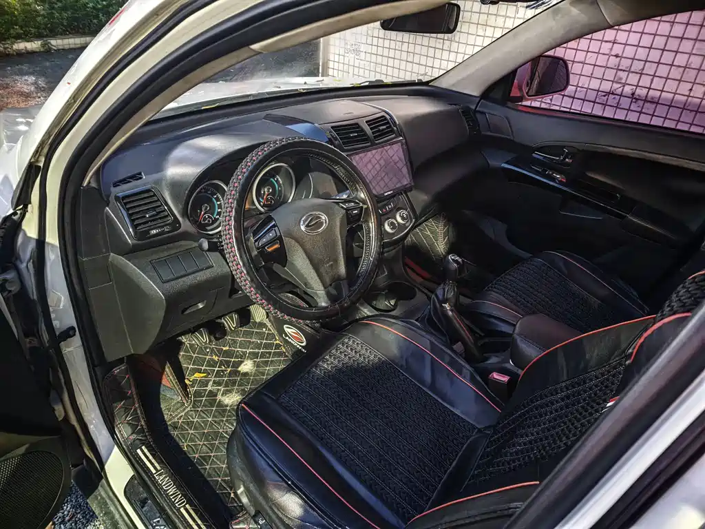 Landwind Landwind X5 — миниатюра 4