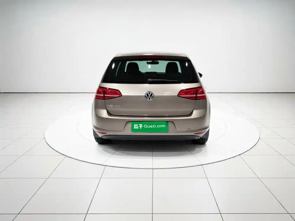 Volkswagen Golf — миниатюра 3