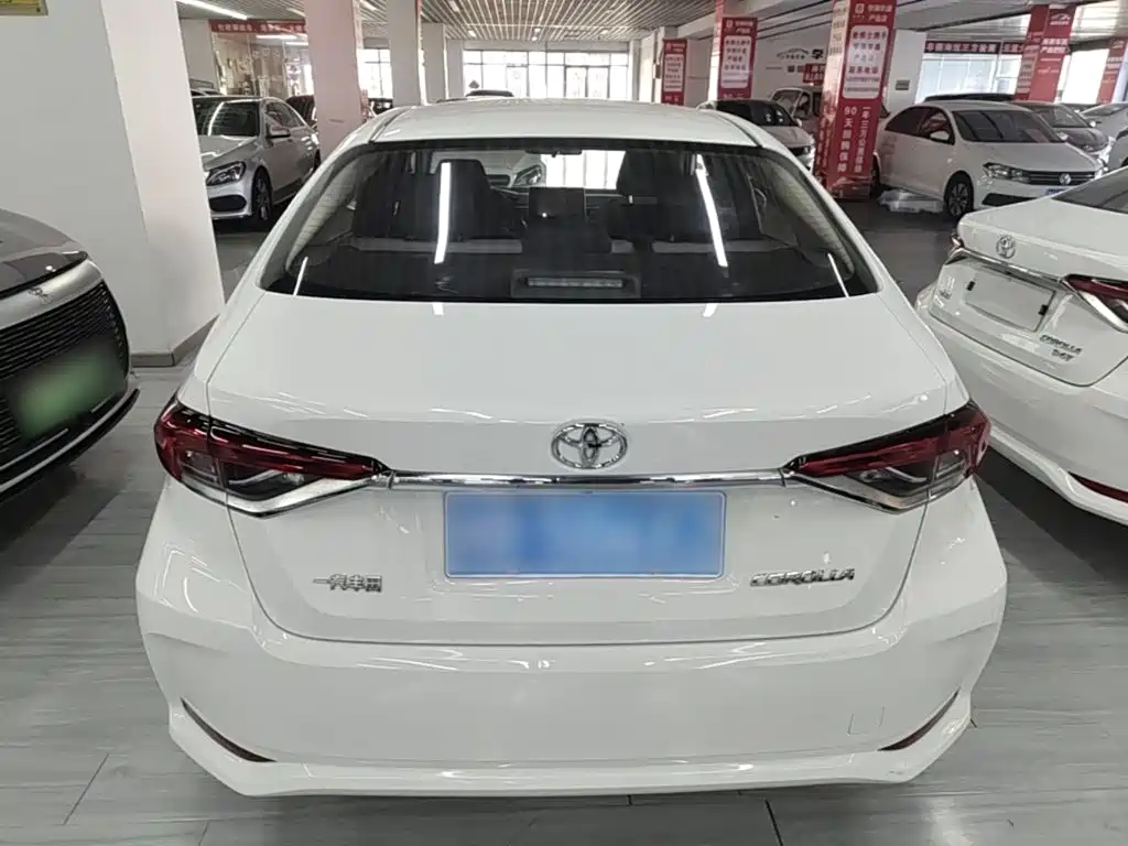 Toyota Corolla — миниатюра 4