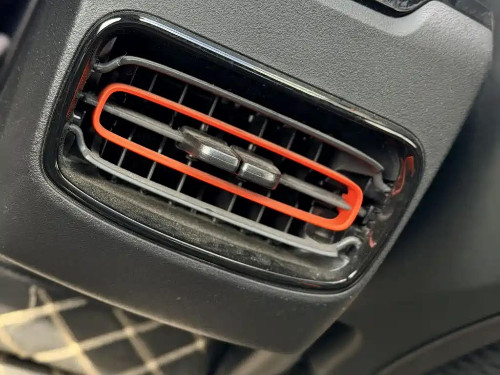 LYNK & CO. 02 HATCHBACK