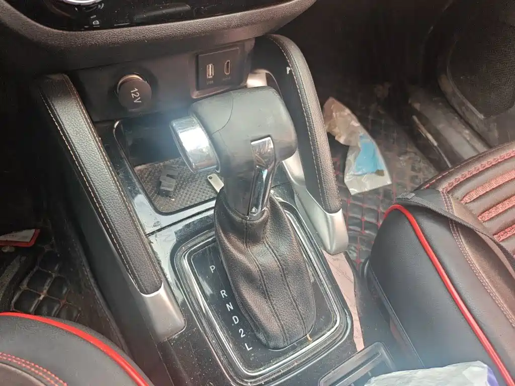 BAIC Senova X35 — миниатюра 10