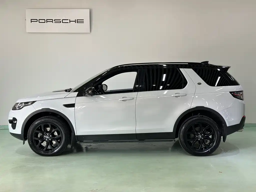 Land Rover Discovery Sport — миниатюра 9