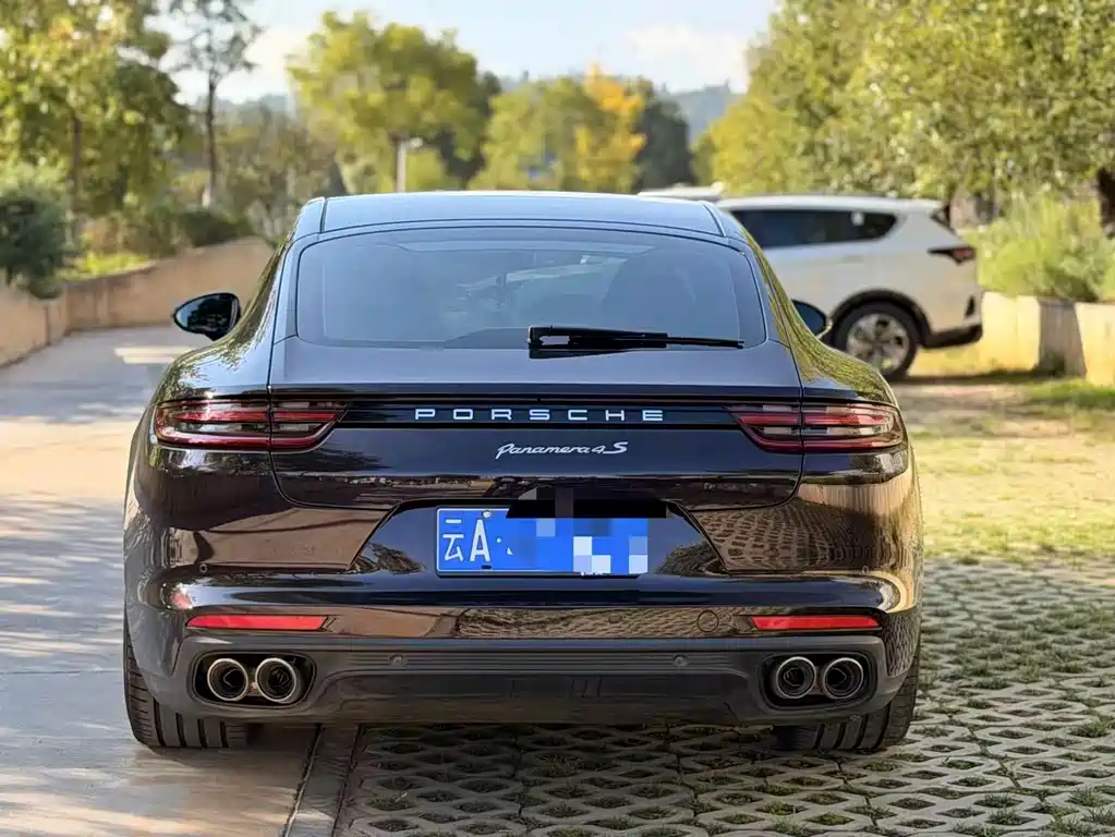 Porsche Panamera — миниатюра 9