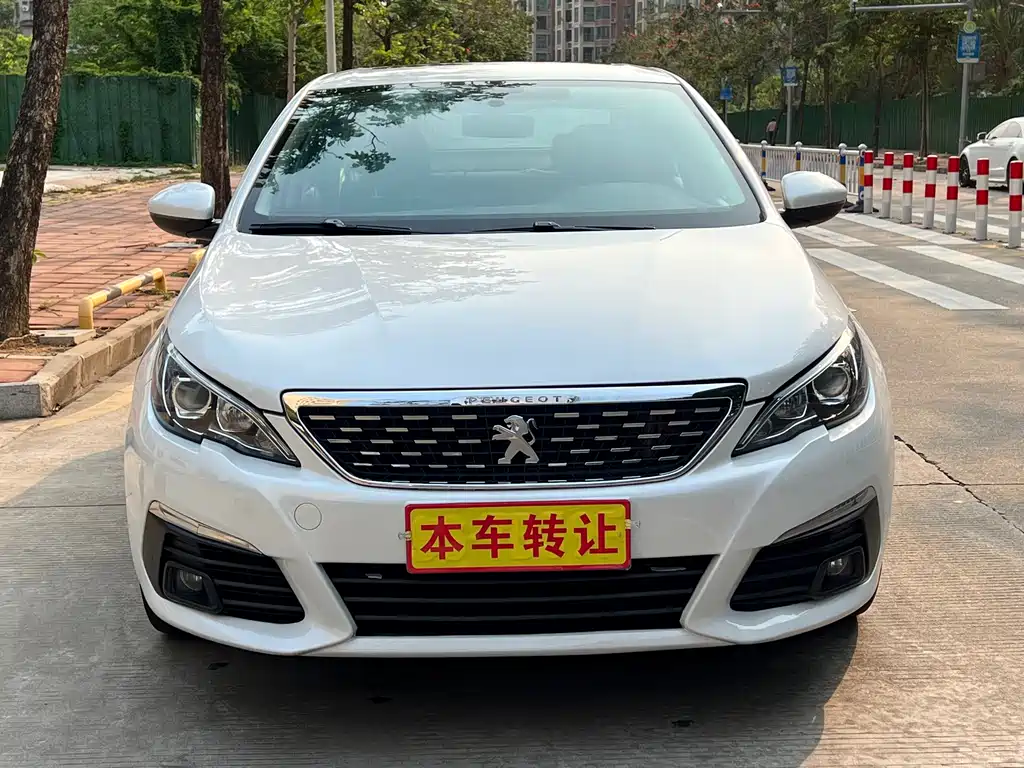 Peugeot 308 — миниатюра 2