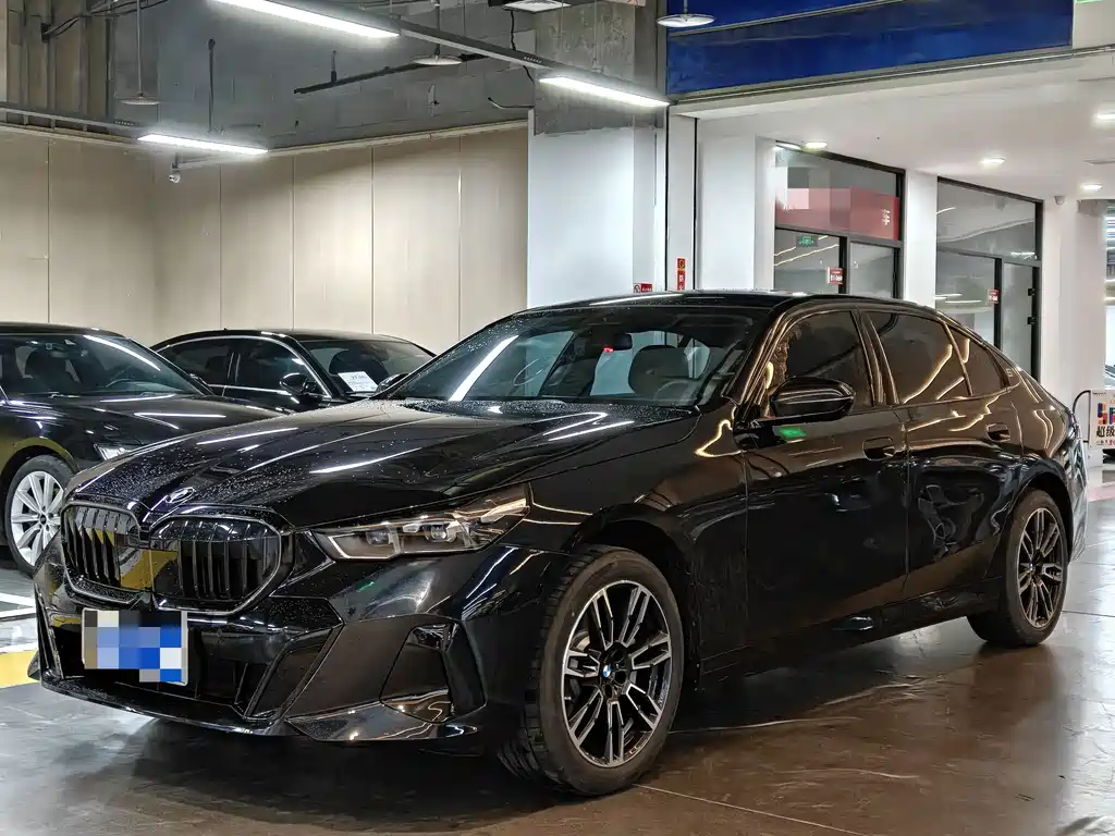 BMW 5 Series 2026