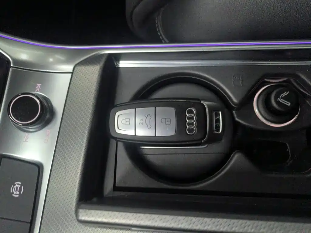 Audi A7L — миниатюра 18
