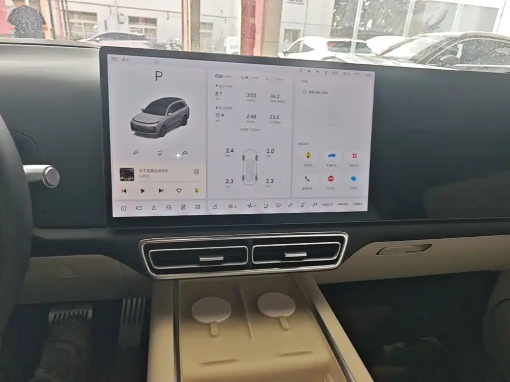 Li Auto Li L8 — миниатюра 13
