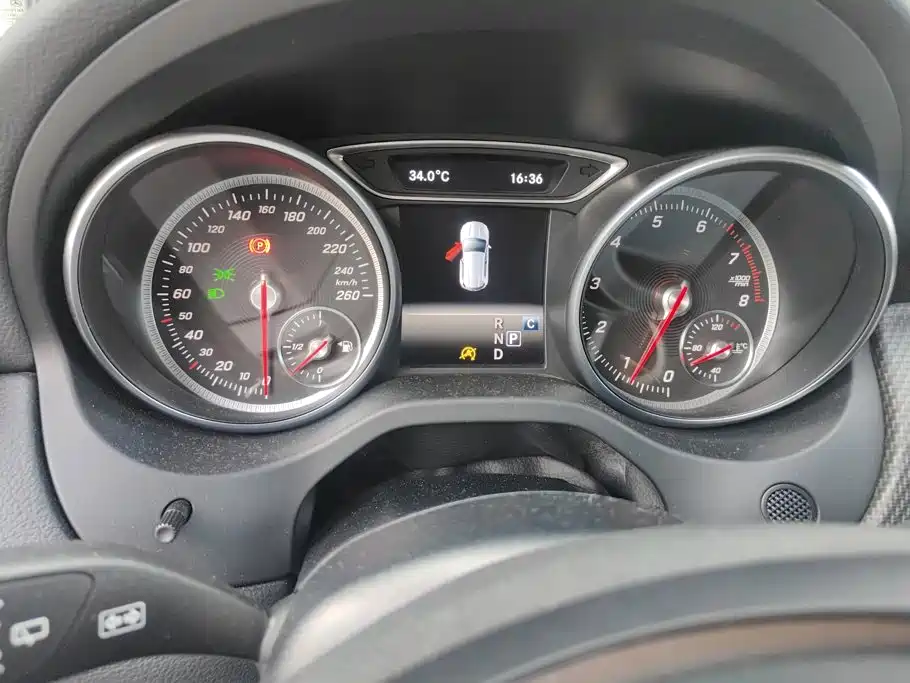 Mercedes-Benz GLA — миниатюра 14