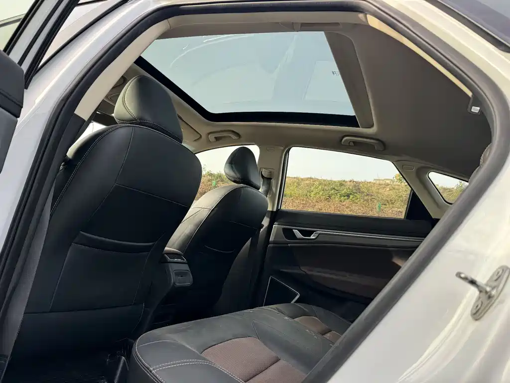 GEELY AUTOMOBILE EMGRAND GS