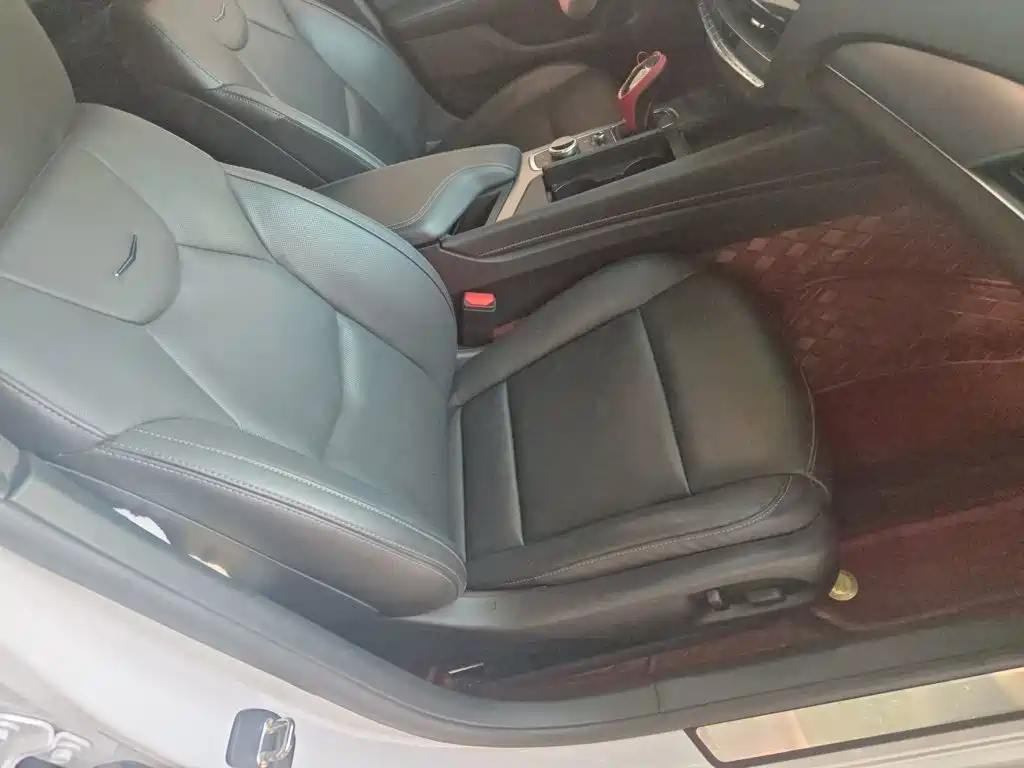 Cadillac CT5 — миниатюра 3