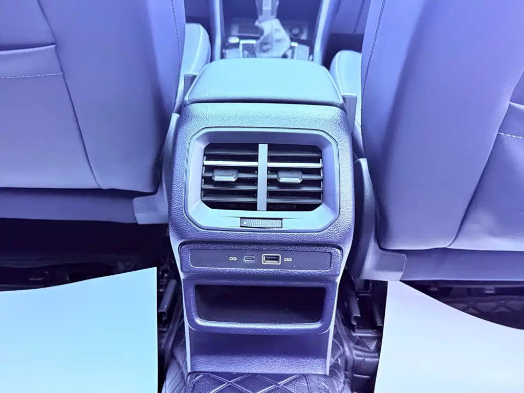 Volkswagen Tharu — миниатюра 16