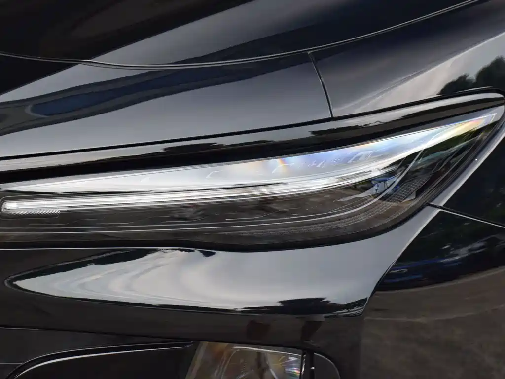 Hongqi Hongqi H5 — миниатюра 14