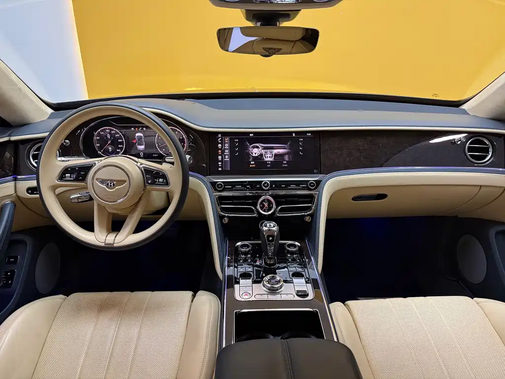 Bentley Flying Spur — миниатюра 14