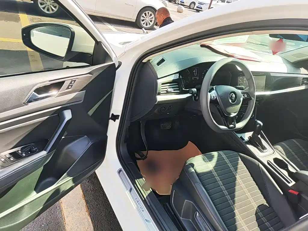 Volkswagen Lavida — миниатюра 16