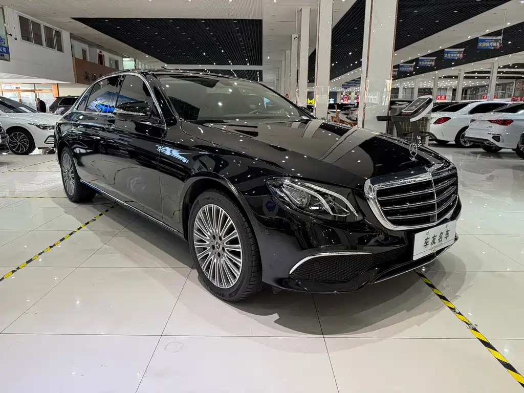 Mercedes-Benz E-Class — миниатюра 3