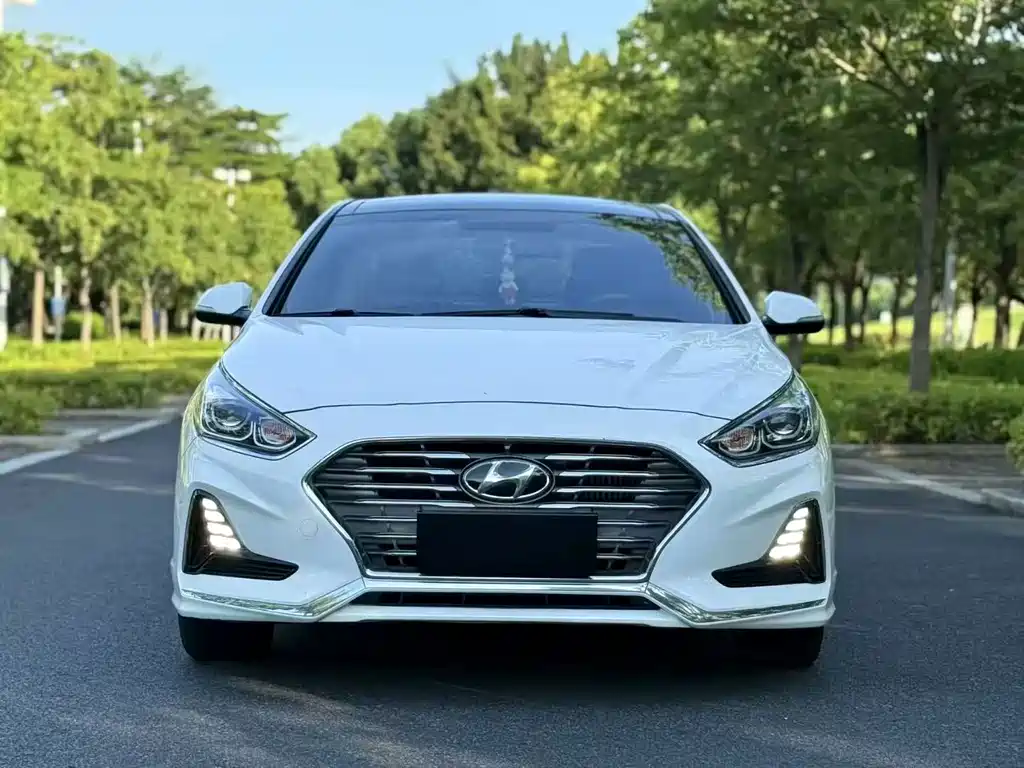 Hyundai Sonata — миниатюра 2