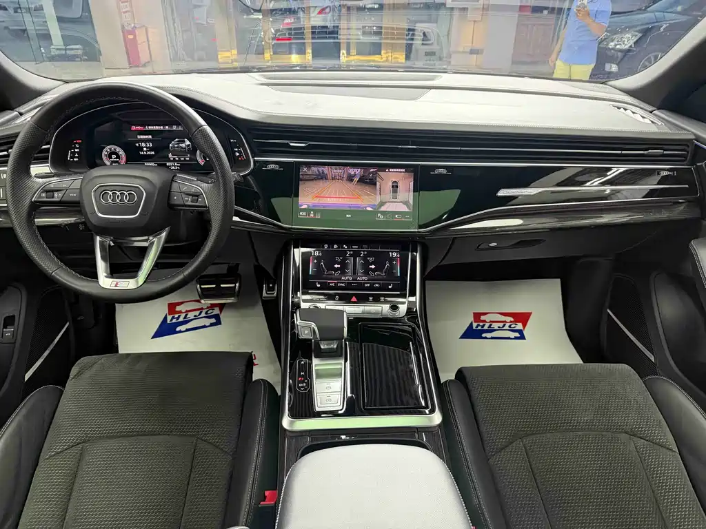 Audi Q8 — миниатюра 9