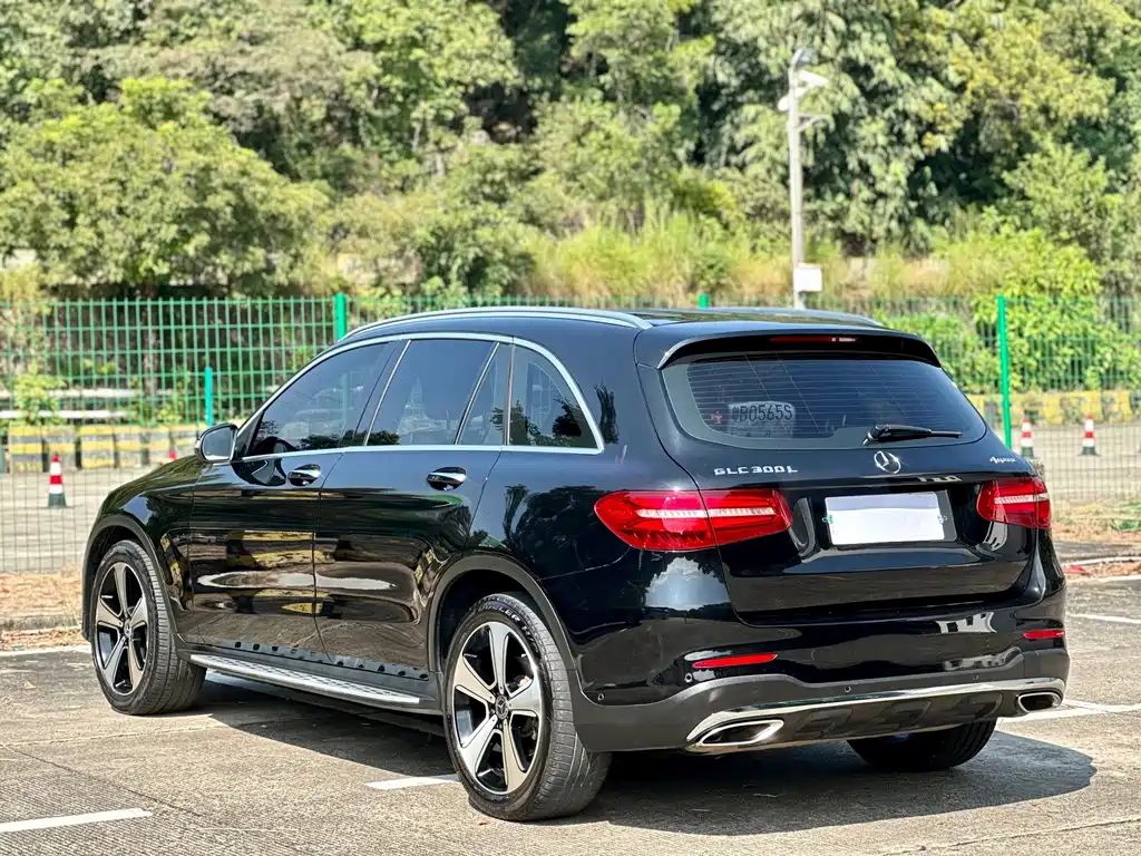 Mercedes-Benz GLC — миниатюра 17