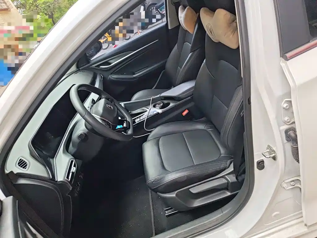 Changan Eado — миниатюра 8