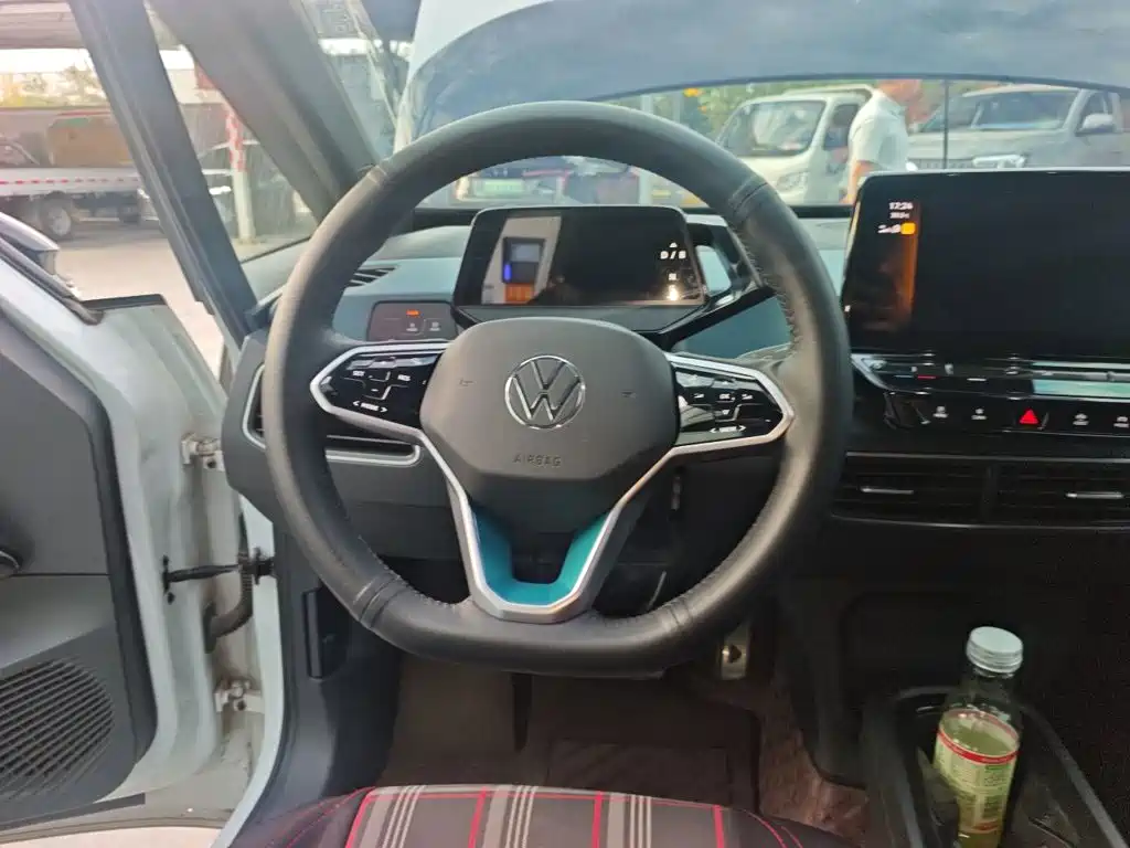 Volkswagen ID.3 — миниатюра 11