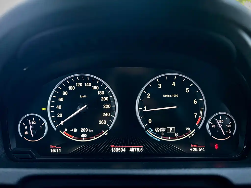 BMW 5 Series GT — миниатюра 12