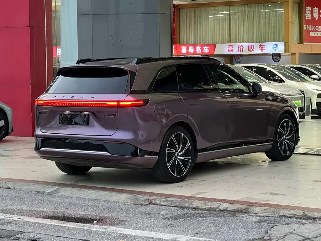 XPeng G9 — миниатюра 5