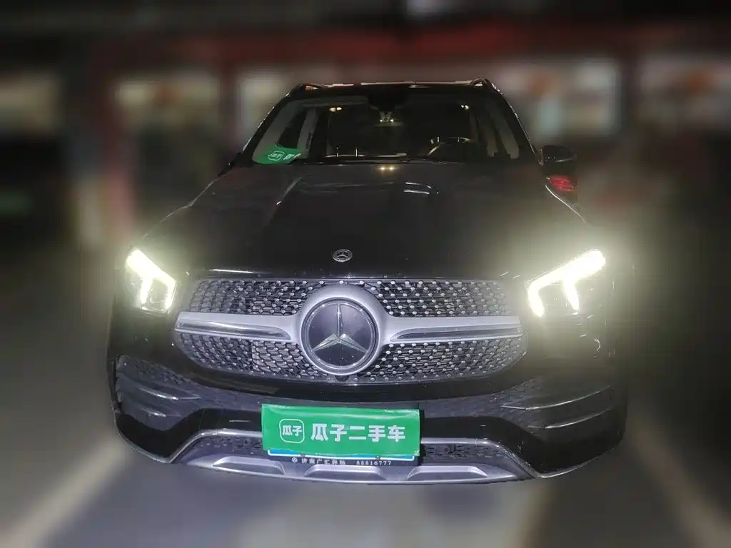 Mercedes-Benz GLE (Import) — миниатюра 23