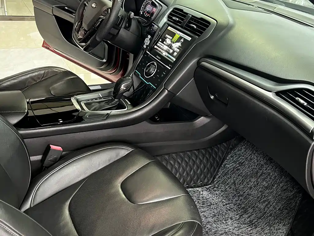 Ford Mondeo — миниатюра 4