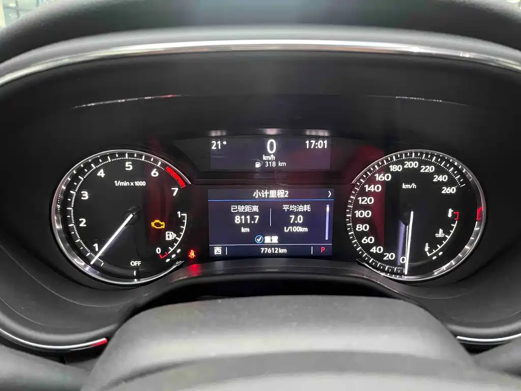 Cadillac CT5 — миниатюра 4
