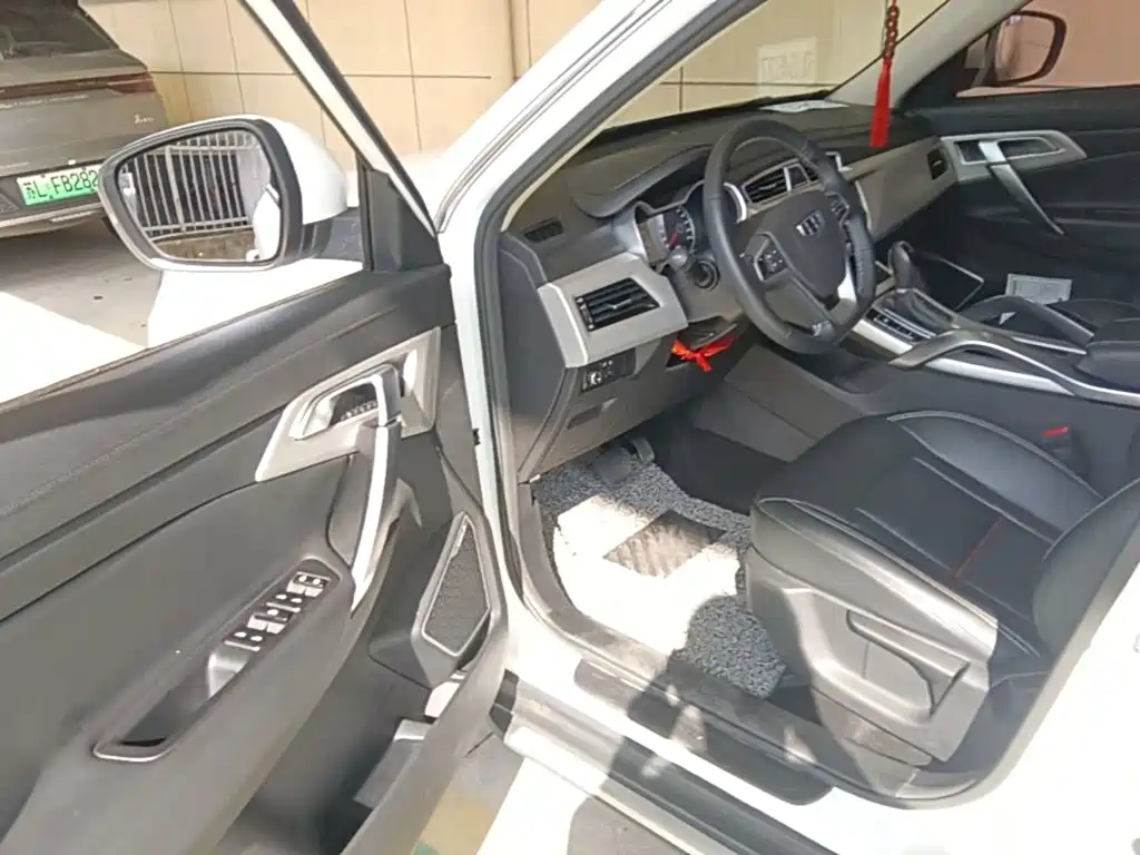 Geely Boyue — миниатюра 16