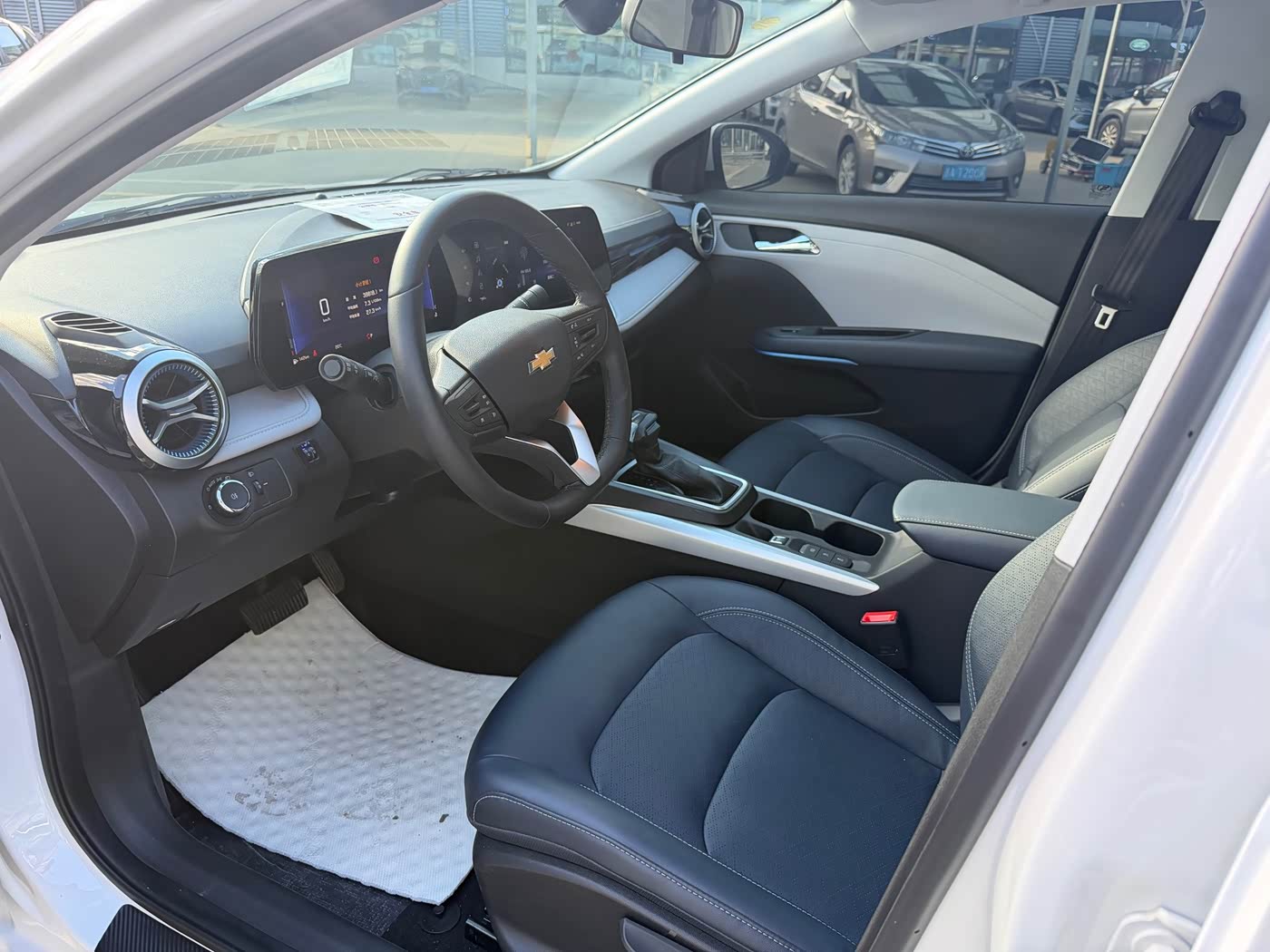 Chevrolet Monza 1.5 л 2023 г. Белый, пробег 39000 км