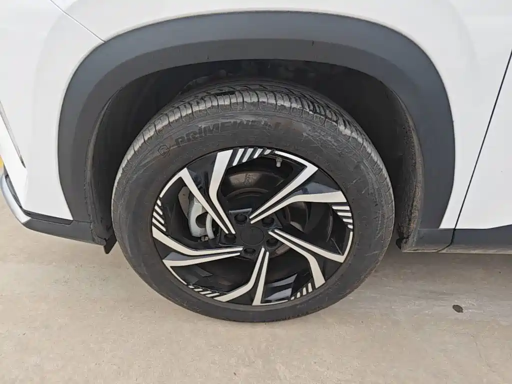 Geely Boyue — миниатюра 23