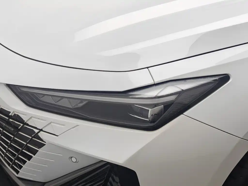 Changan UNI-V — миниатюра 8