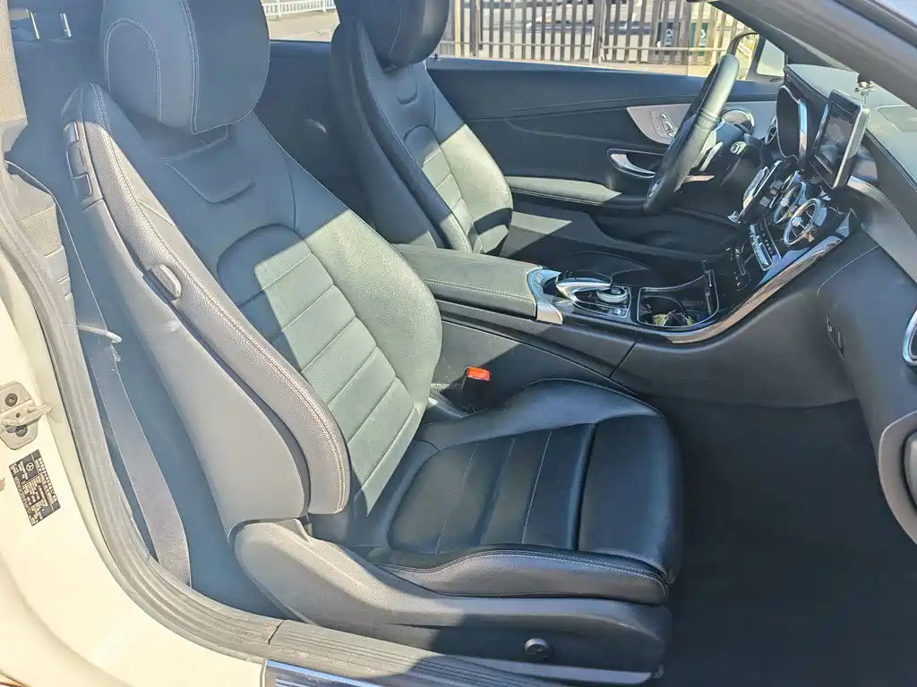 Mercedes-Benz C-Class (Import) — миниатюра 24