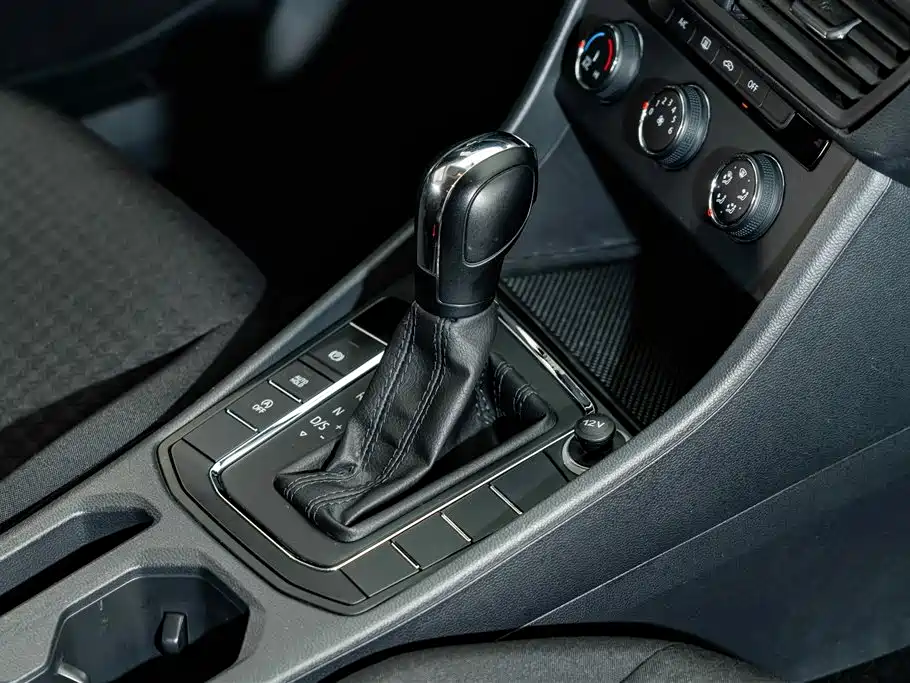 Volkswagen Bora — миниатюра 18