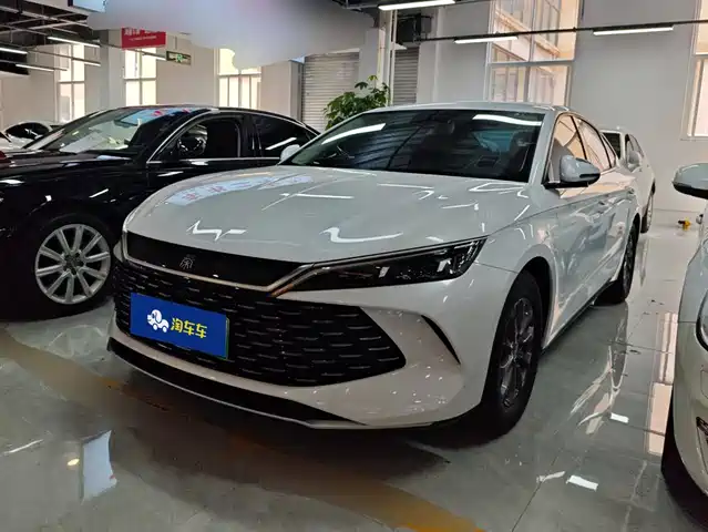 2025 BYD Qin