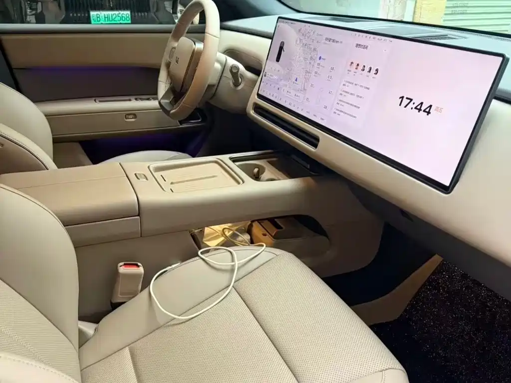 Li Auto Li L6 — миниатюра 6