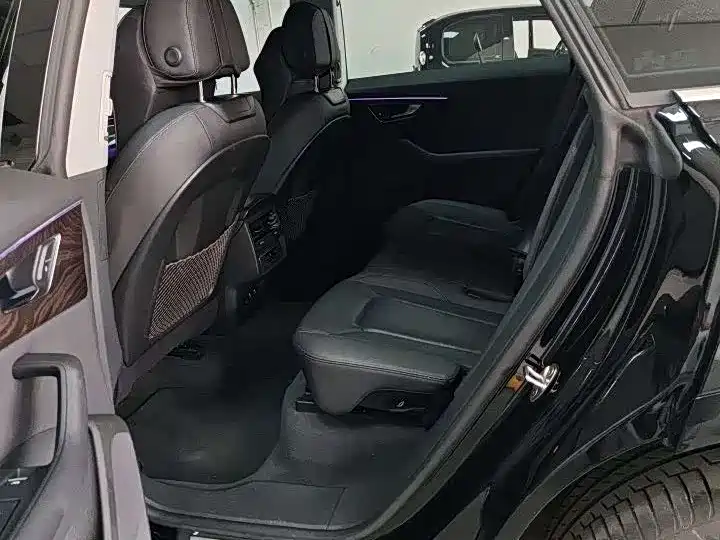 Audi Q8 — миниатюра 6