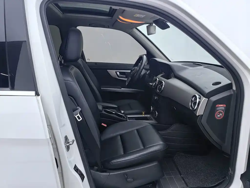 Mercedes-Benz GLK-Class — миниатюра 10