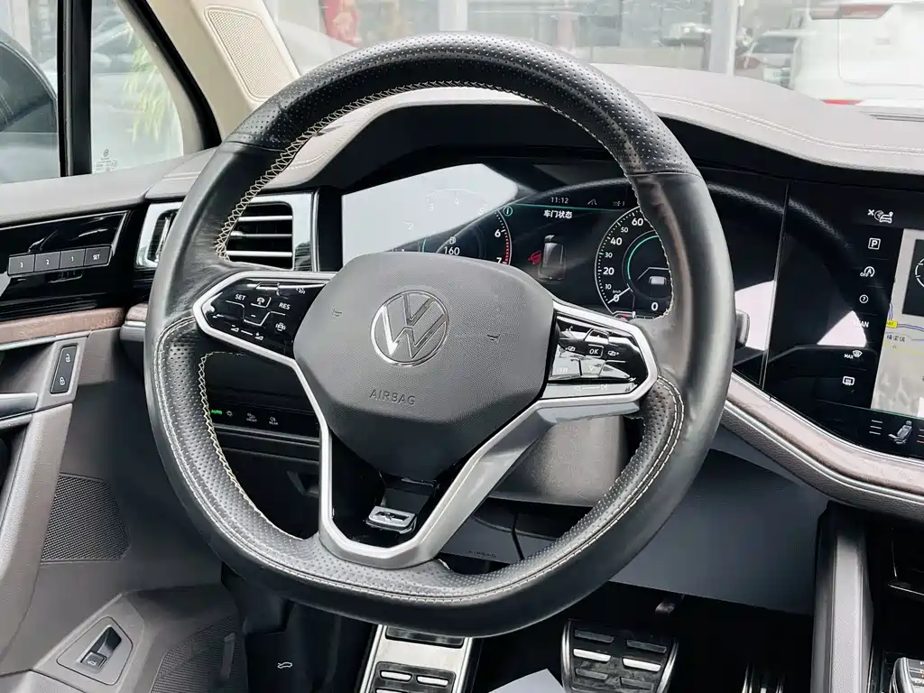 Volkswagen Touareg 2021 3.0TSI Sport