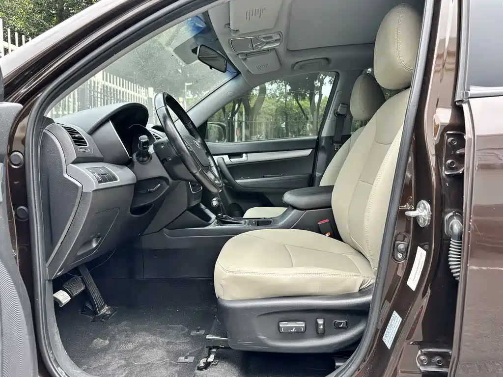 Kia Sorento — миниатюра 8