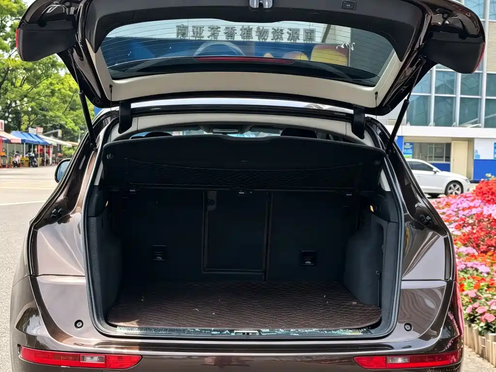 Audi Q5 — миниатюра 10