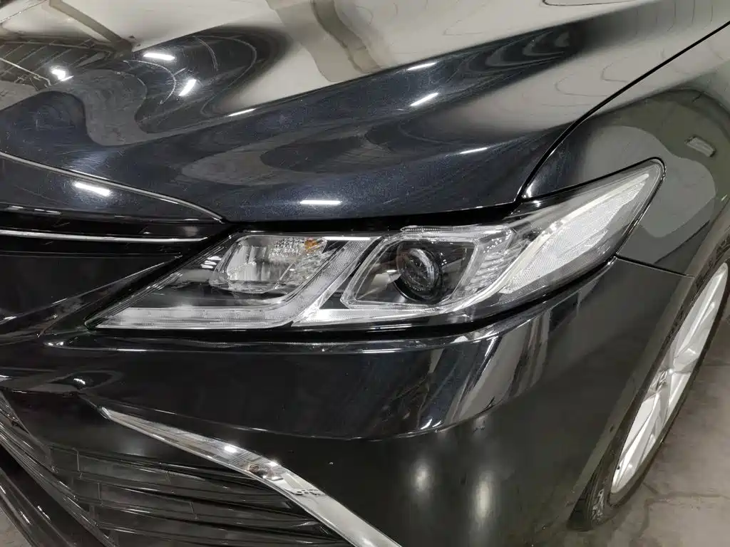 Toyota Camry — миниатюра 7