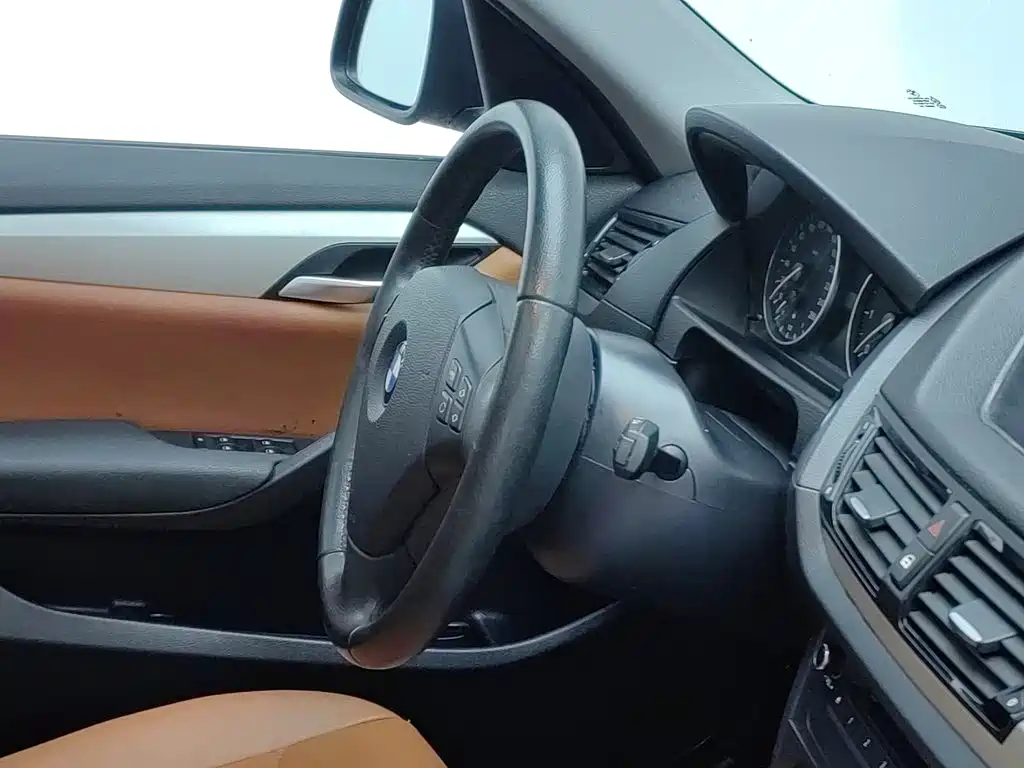 BMW X1 — миниатюра 22