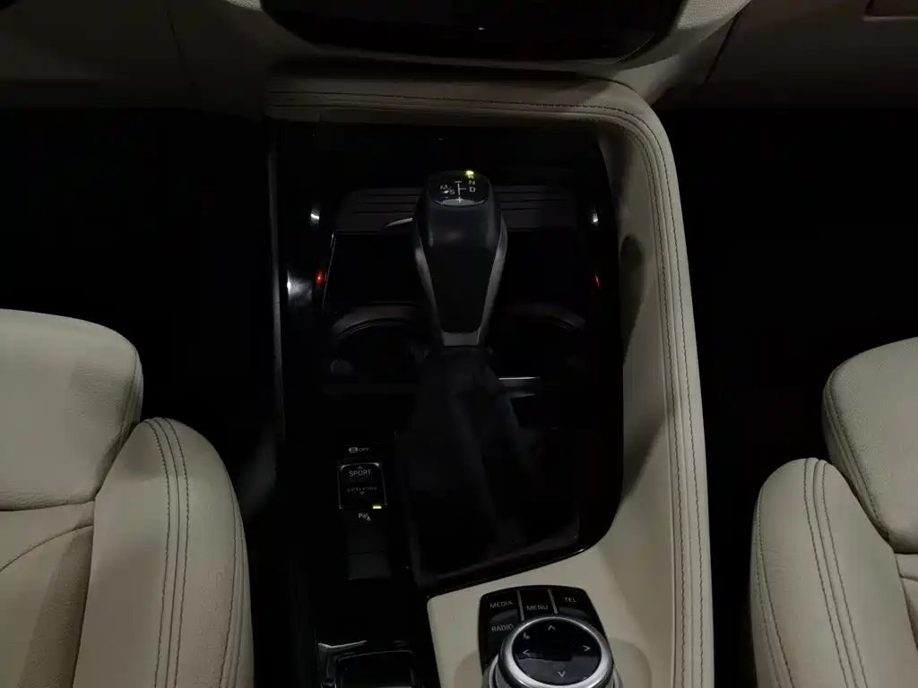 BMW X1 — миниатюра 13